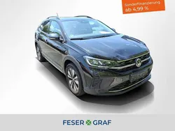 Deep black perleffekt Gebraucht 2024 VW Taigo Move SUV | 21.440 € (Guter Preis)