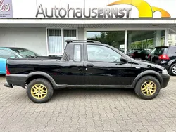 Schwarz Gebraucht 2003 Fiat Strada Abholung | 2.999 €