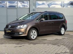 Braun Gebraucht 2013 VW Sharan Life Van / Kleinbus | 15.400 € (Fairer Preis)