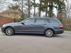 Grau Gebraucht 2011 Mercedes E220 Kombi | 8.750 € (Fairer Preis)