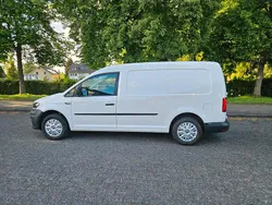 Weiß Gebraucht 2017 VW Caddy Maxi Van / Kleinbus | 8.200 €