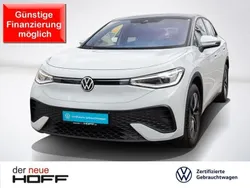Gletscherweiß metallic schwarz Gebraucht 2024 VW ID.5 Pro SUV | 44.475 € (Fairer Preis)