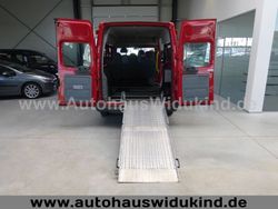 Rot Gebraucht 2009 Ford Transit Van / Kleinbus | 7.990 €