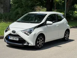 Weiß Gebraucht 2021 Toyota Aygo X-play Kleinwagen | 5.899 € (Superpreis)