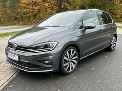 Grau Gebraucht 2018 VW Golf Sportsvan Highline Van / Kleinbus | 17.400 € (Fairer Preis)
