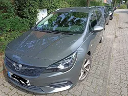 Grau Gebraucht 2020 Opel Astra Elegance Kombi | 12.000 € (Superpreis)