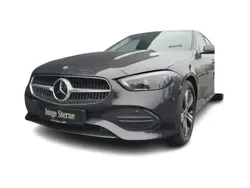 Grau Gebraucht 2023 Mercedes C220 Avantgarde Limousine | 37.889 € (Etwas zu teuer)
