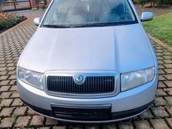 Grau Gebraucht 2002 Skoda Fabia Kombi | 500 € (Guter Preis)