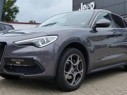 Grau Gebraucht 2019 Alfa Romeo Stelvio Super SUV | 22.700 € (Fairer Preis)