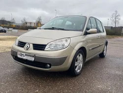 Beige Gebraucht 2006 Renault Scénic II Exception Van / Kleinbus | 2.290 € (Fairer Preis)