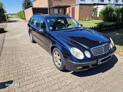 Blau Gebraucht 2003 Mercedes E320 Elegance Limousine | 7.150 € (Teuer)