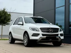 Weiß Gebraucht 2013 Mercedes ML250 SUV | 17.700 € (Etwas zu teuer)