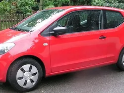 Rot Gebraucht 2016 VW up! Kleinwagen | 5.950 € (Fairer Preis)