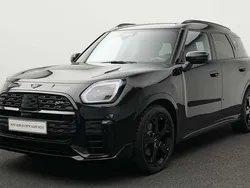 Schwarz Gebraucht 2024 Mini Countryman SUV | 45.940 € (Etwas zu teuer)
