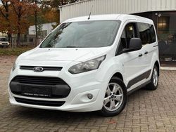Weiß Gebraucht 2015 Ford Tourneo Connect Ambiente Van / Kleinbus | 5.999 € (Fairer Preis)