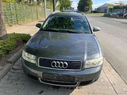 Grau Gebraucht 2003 Audi A4 Kombi | 2.800 € (Etwas zu teuer)