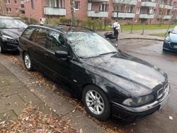 Schwarz Gebraucht 2002 BMW 530 Kombi | 5.250 € (Etwas zu teuer)