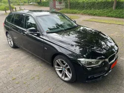 Schwarz Gebraucht 2016 BMW 320 Sport Line Kombi | 12.950 € (Guter Preis)