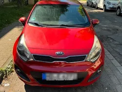 Rot Gebraucht 2013 Kia Rio 2 Kleinwagen | 4.500 € (Guter Preis)