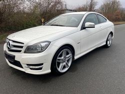 Weiß Gebraucht 2011 Mercedes C250 AMG Coupé | 11.999 € (Guter Preis)