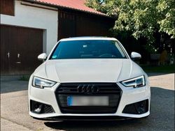 Weiß Gebraucht 2015 Audi A4 S-Line Limousine | 26.400 €