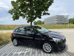 Schwarz Gebraucht 2018 BMW 225 Active Tourer iPerformance Van / Kleinbus | 17.200 € (Fairer Preis)
