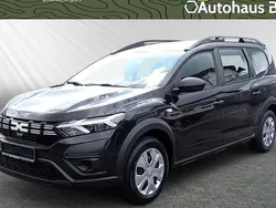 Schwarz Neu 2025 Dacia Jogger Essentiel Kombi | 20.900 € (Guter Preis)