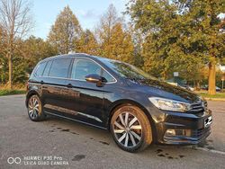 Schwarz Gebraucht 2019 VW Touran Highline Van / Kleinbus | 19.200 € (Guter Preis)