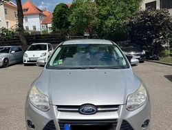 Silber Gebraucht 2014 Ford Focus SYNC Edition Limousine | 4.300 € (Etwas zu teuer)