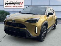 Gold Gebraucht 2022 Toyota Yaris Cross SUV | 25.750 € (Etwas zu teuer)