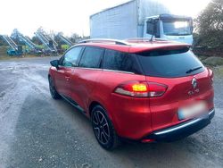 Rot Gebraucht 2014 Renault Clio GrandTour Kombi | 3.699 € (Guter Preis)