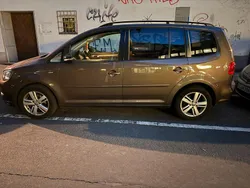 Gebraucht 2013 VW Touran Van / Kleinbus | 11.000 € (Etwas zu teuer)