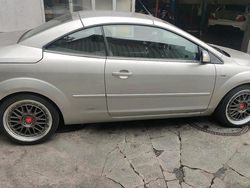 Gold Gebraucht 2008 Ford Focus Cabriolet Cabrio | 4.899 € (Fairer Preis)
