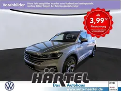 Antimonsilber (silver), metallic Gebraucht 2022 VW Touareg Elegance SUV | 46.800 € (Superpreis)