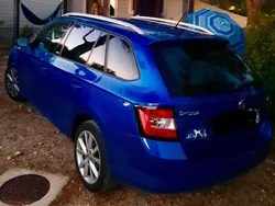 Blau Gebraucht 2016 Skoda Fabia Joy Kombi | 7.700 € (Guter Preis)