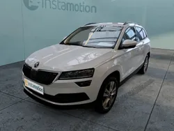 Weiß Gebraucht 2022 Skoda Karoq SUV | 26.380 € (Guter Preis)