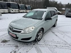 Grün Gebraucht 2009 Opel Astra Edition Kombi | 1.000 € (Superpreis)