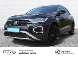 Deep black perleffekt (metallic) Gebraucht 2023 VW T-Roc Move SUV | 24.620 € (Fairer Preis)