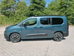Blau Gebraucht 2025 Citroën Berlingo XTR Van / Kleinbus | 29.900 € (Fairer Preis)