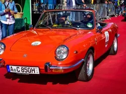Rot Gebraucht 1972 Fiat 850 Cabrio | 18.500 €