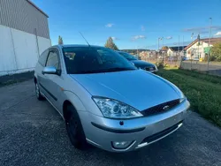 Silber Gebraucht 2004 Ford Focus Limousine | 3.000 € (Etwas zu teuer)