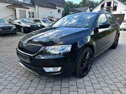 Schwarz Gebraucht 2013 Skoda Octavia Kombi | 7.890 € (Fairer Preis)