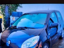 Schwarz Gebraucht 2010 Renault Twingo Kleinwagen | 1.300 € (Guter Preis)