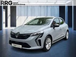 Grau Gebraucht 2022 Renault Clio V Evolution Limousine | 14.990 € (Fairer Preis)