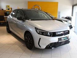 Kristall silber Gebraucht 2024 Opel Corsa Kleinwagen | 21.300 € (Fairer Preis)