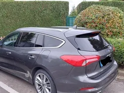 Grau Gebraucht 2020 Ford Focus Vignale Kombi | 24.950 € (Teuer)