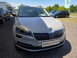 Stahlgrau Gebraucht 2019 Skoda Karoq Style SUV | 21.590 € (Fairer Preis)