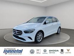 Weiß Gebraucht 2020 Mercedes 180 Progressive Limousine | 21.940 € (Superpreis)