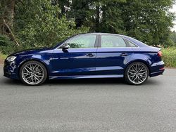 Blau Gebraucht 2019 Audi S3 Ambiente Limousine | 26.800 € (Superpreis)