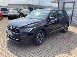 Schwarz Gebraucht 2022 VW Tiguan Life SUV | 22.700 € (Guter Preis)